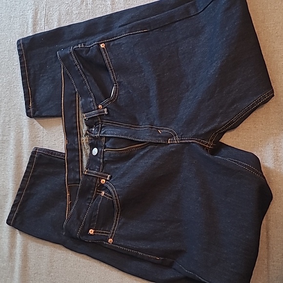 Levi's Jeans - Picture 4 of 7